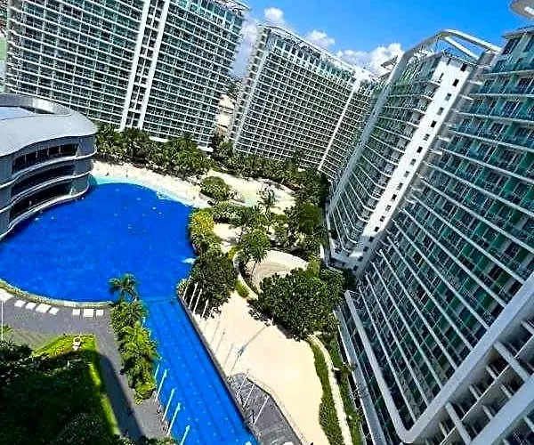 Azure Staycation By Oveecation Hotel *